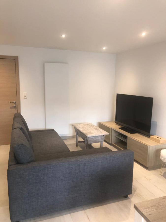Pegasus I - 2 Chambres De Luxe, Cuisine, Salon, 2 Terrasses Et Sauna فيلسالم المظهر الخارجي الصورة